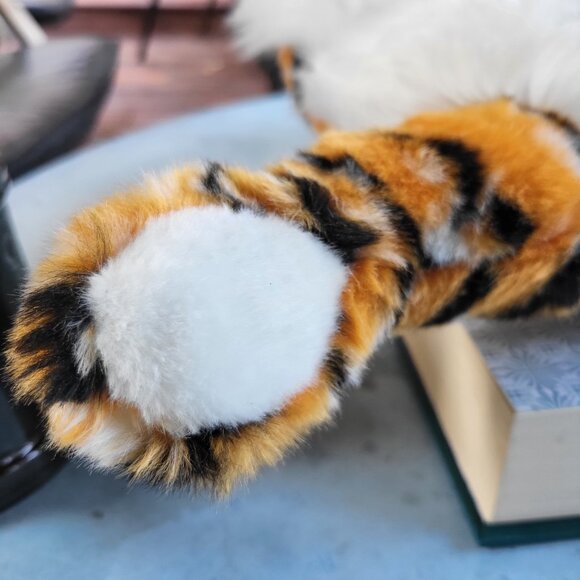 Vintage Ty Classic "Pinstripes" 15" Tiger Plush 2005 - Picture 4 of 16